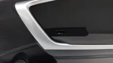 Обшивка двери Kia Ceed