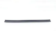 Уплотнитель двери Toyota Camry