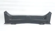 Кожух замка багажника Toyota Camry