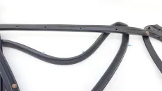 Уплотнитель двери Hyundai Tucson