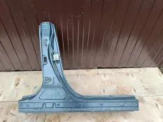Порог со стойкой Toyota Camry
