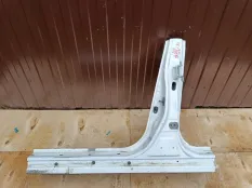 Порог со стойкой Nissan Teana