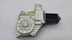 Моторчик стеклоподъемника BMW 5-Series