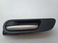 Ручка двери Mazda 3