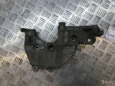 Кронштейн компрессора кондиционера Hyundai Grand Santa Fe