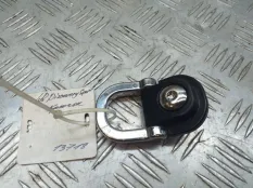 Крючок багажного отделения Land Rover Discovery Sport