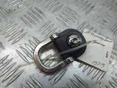 Крючок багажного отделения Land Rover Discovery Sport