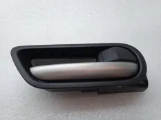 Ручка двери Mazda 3