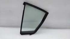 Форточка Mazda 3