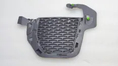 Решетка бампера центральная Land Rover Range Rover Evoque