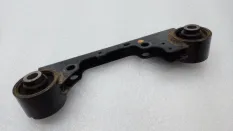 Опора редуктора Nissan Pathfinder
