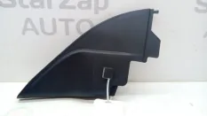 Уголок двери Nissan Pathfinder