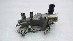 Корпус термостата Nissan Juke