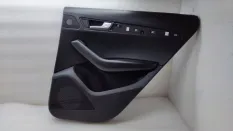 Обшивка двери Audi Q5