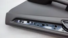 Обшивка двери Porsche Macan