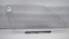 Стекло двери Opel Kadett (E)