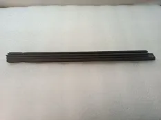 Уплотнитель стекла двери Toyota Camry