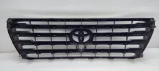 Решетка радиатора Toyota Land Cruiser