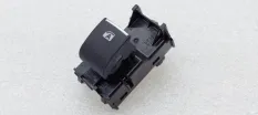 Кнопка стеклоподъемника Toyota Camry