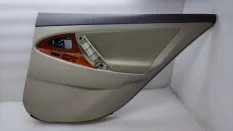Обшивка двери Toyota Camry