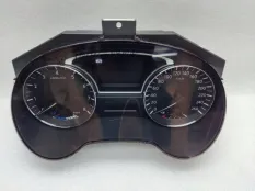 Панель приборов Nissan Pathfinder