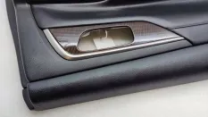 Обшивка двери Nissan Teana