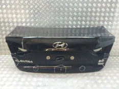 Крышка багажника Hyundai Elantra