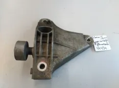 Кронштейн двигателя BMW 5-Series