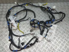 Проводка салона Toyota RAV4