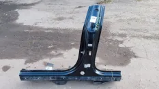 Порог со стойкой Audi A8
