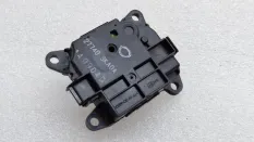 Моторчик заслонки отопителя Nissan Pathfinder