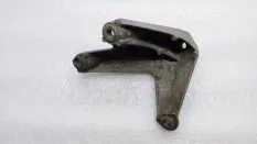 Кронштейн двигателя Audi A8