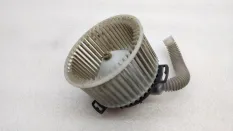 Моторчик печки Mazda 3