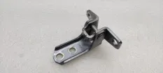 Петля двери Mitsubishi ASX