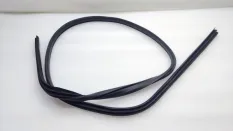 Уплотнитель проема двери Ford Kuga