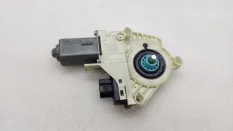 Моторчик стеклоподъемника Audi Q7