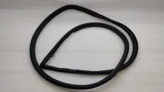 Уплотнитель проема двери Toyota Camry