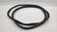 Уплотнитель проема двери Toyota Camry