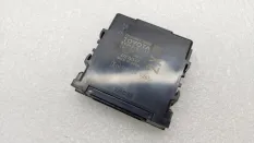 Блок управления парктроником Toyota Camry