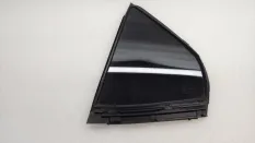 Форточка Toyota Camry