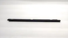 Уплотнитель стекла двери Toyota Camry