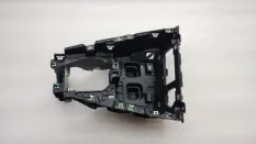 Центральная консоль Renault Arkana