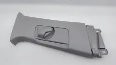 Обшивка центральной стойки Toyota Camry