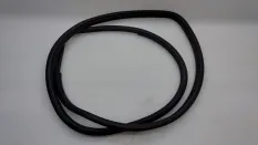 Уплотнитель проема двери Toyota Camry