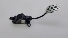 Педаль газа Lexus NX300H