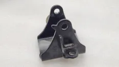 Кронштейн двигателя Lexus NX300H