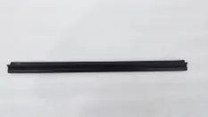 Уплотнитель двери Toyota Camry