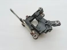 Кронштейн компрессора кондиционера Lexus NX300H