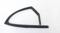 Уплотнитель стекла двери Kia Ceed