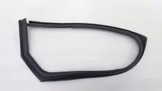 Уплотнитель стекла двери Hyundai Sonata
